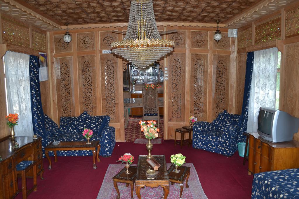 New Bul Bul Group Of Houseboats Srinagar Hotell Durgjan Exteriör bild