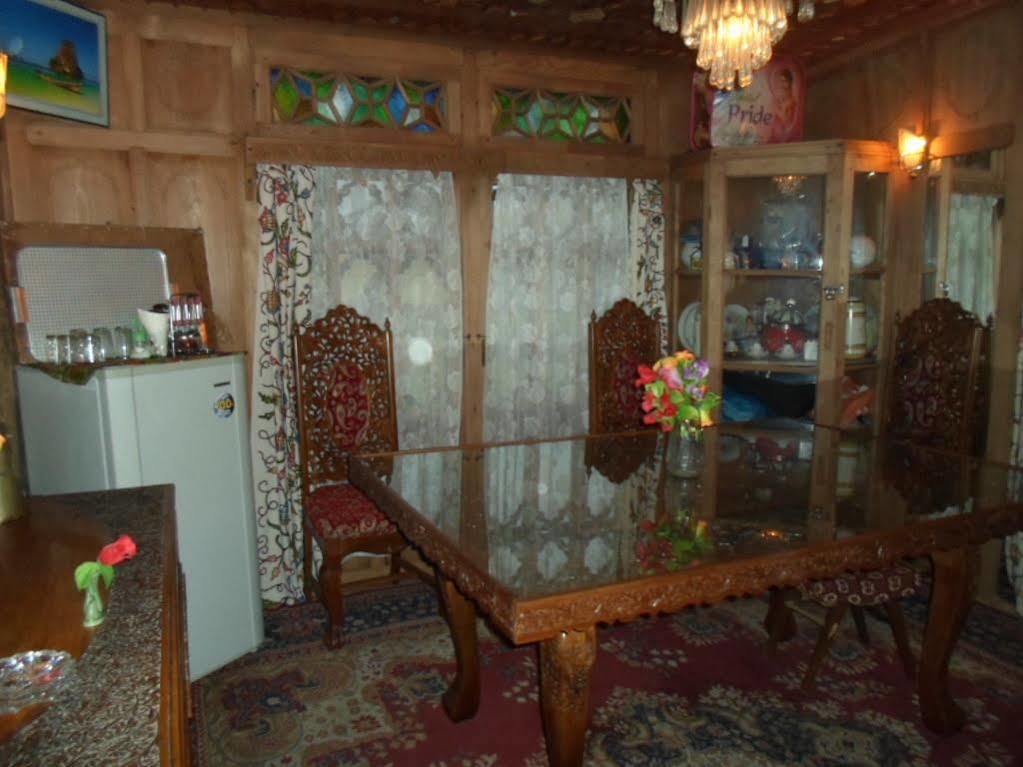 New Bul Bul Group Of Houseboats Srinagar Hotell Durgjan Exteriör bild