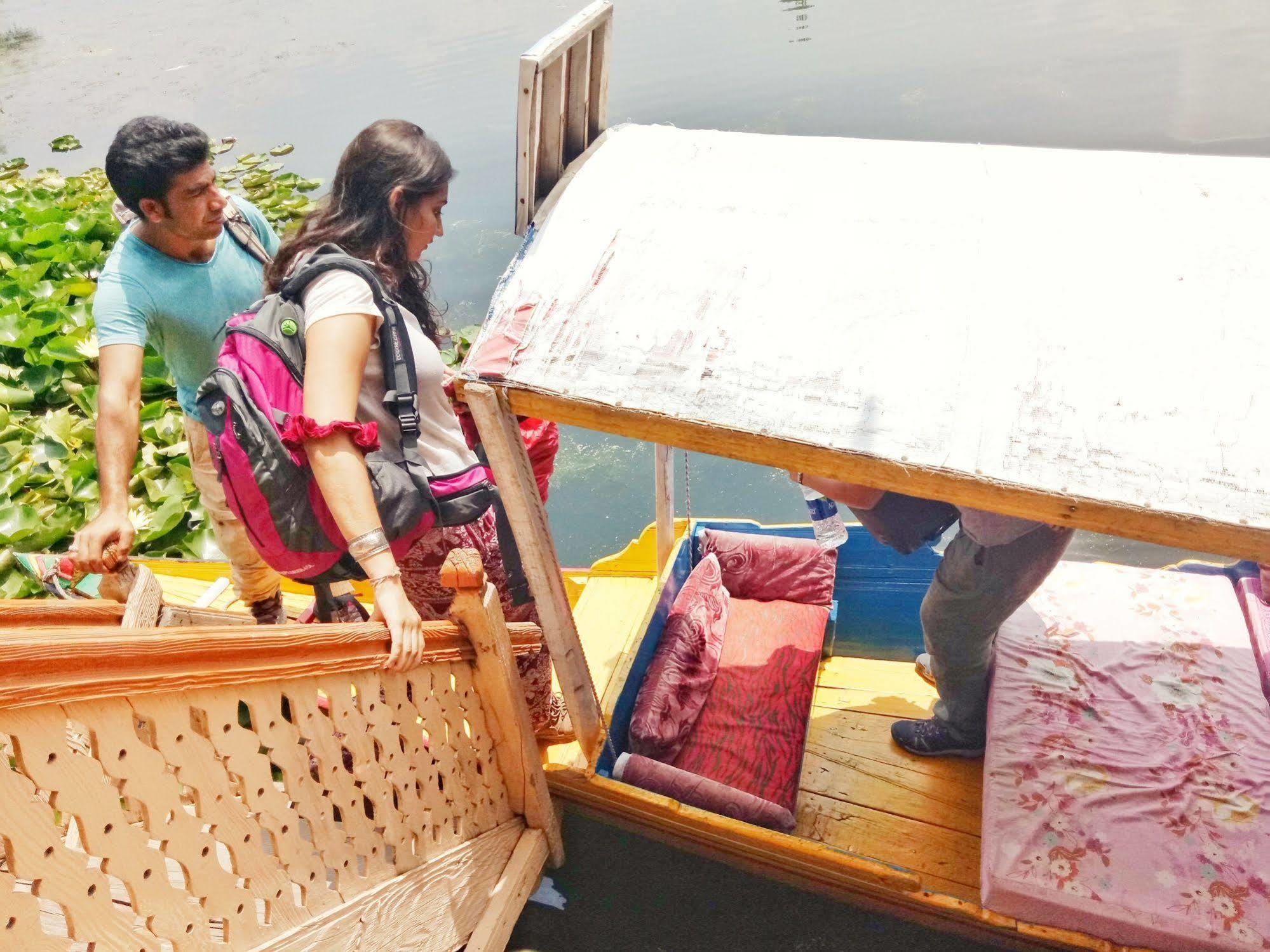 New Bul Bul Group Of Houseboats Srinagar Hotell Durgjan Exteriör bild