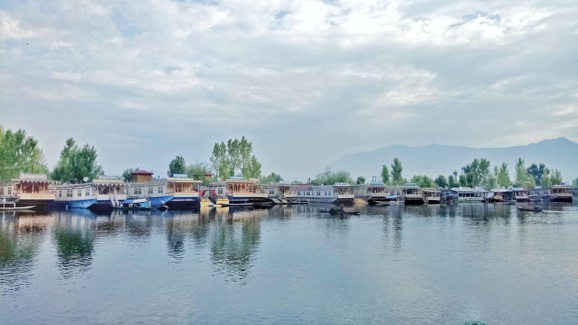New Bul Bul Group Of Houseboats Srinagar Hotell Durgjan Exteriör bild